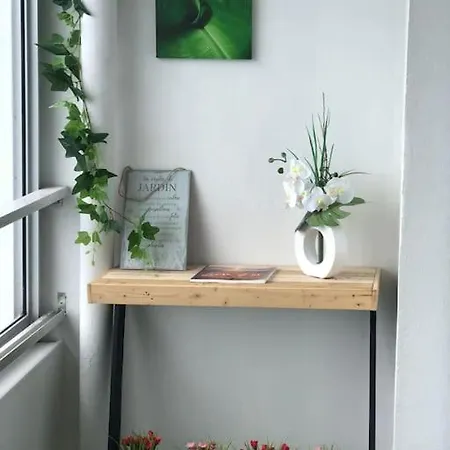 Paradise , Avec Loggias Et Vue Mer